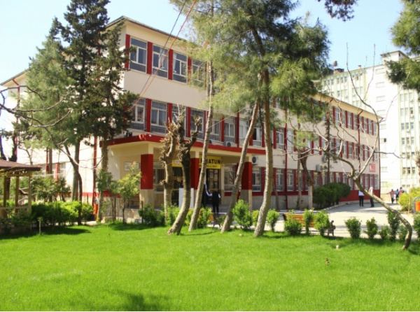 Zeynep Hatun Mesleki ve Teknik Anadolu Lisesi Fotoğrafı